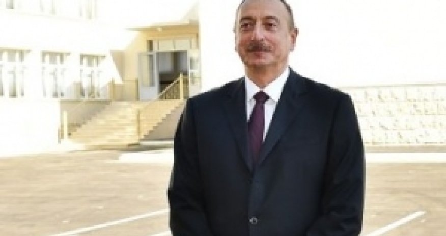 İlham Əliyev: “Azərbaycan daxili imkanlarına arxalanaraq irəliyə gedir”