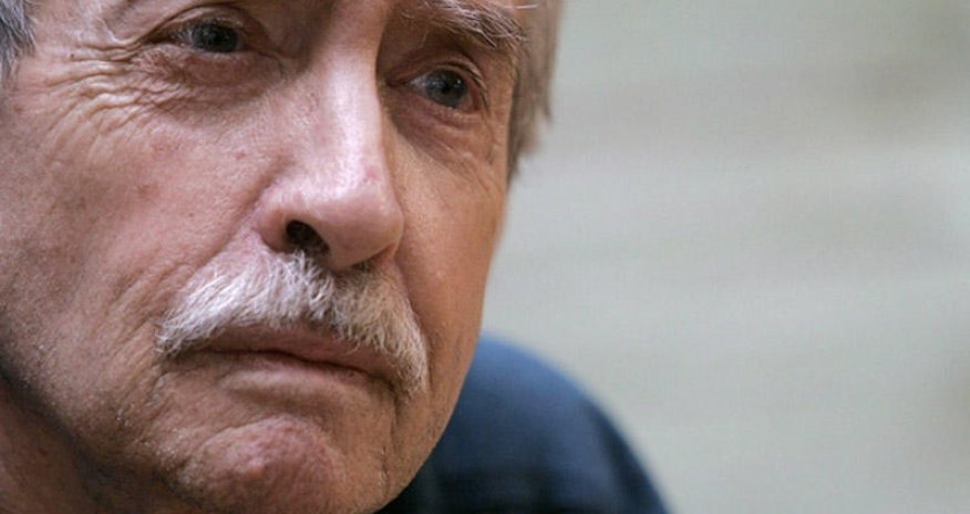 Məşhur dramaturq vəfat etdi