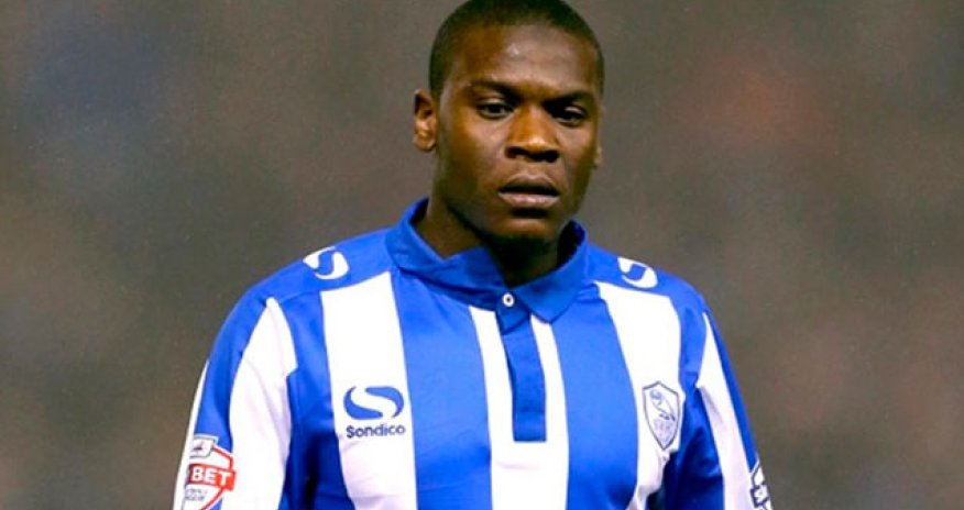 Dinə görə 24 yaşında futboldan getdi