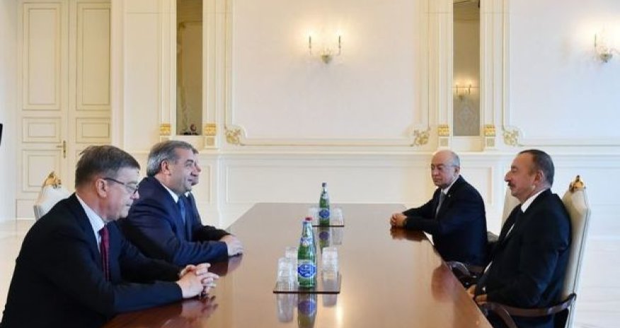 İlham Əliyev rusiyalı naziri qəbul etdi