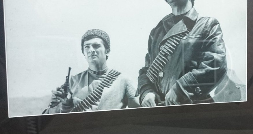 Bakı metrosunda Azərbaycan filmlərinin fotosərgisi - FOTOLAR