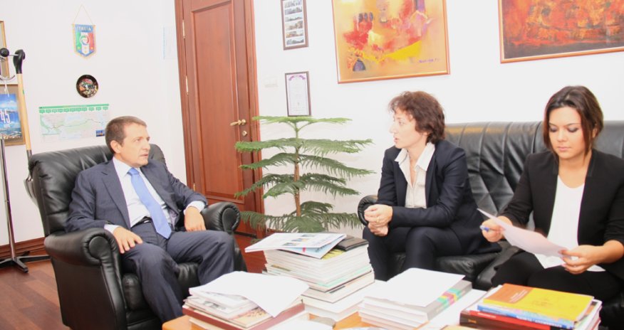 Səfir: “Azərbaycanın azad sənaye zonaları investorların diqqətini cəlb edir” 