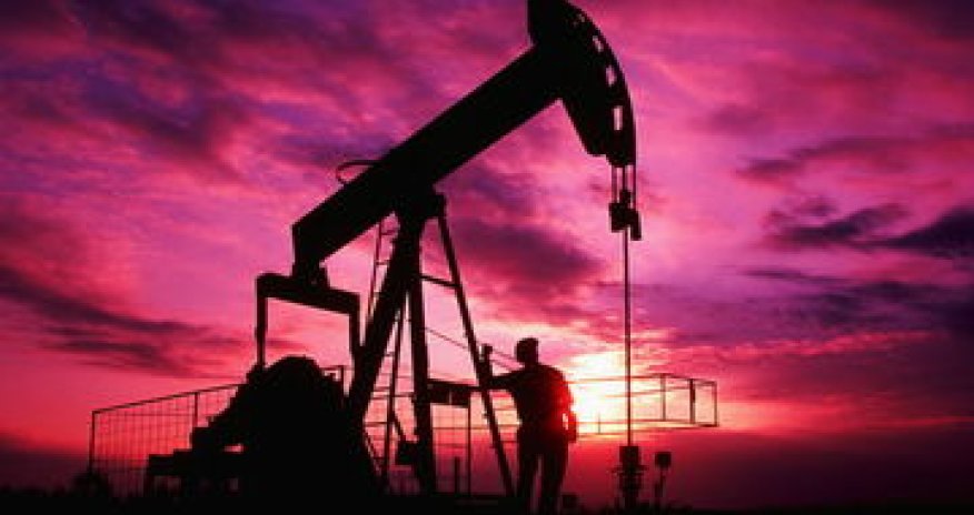 World oil prices top $50 per barrel