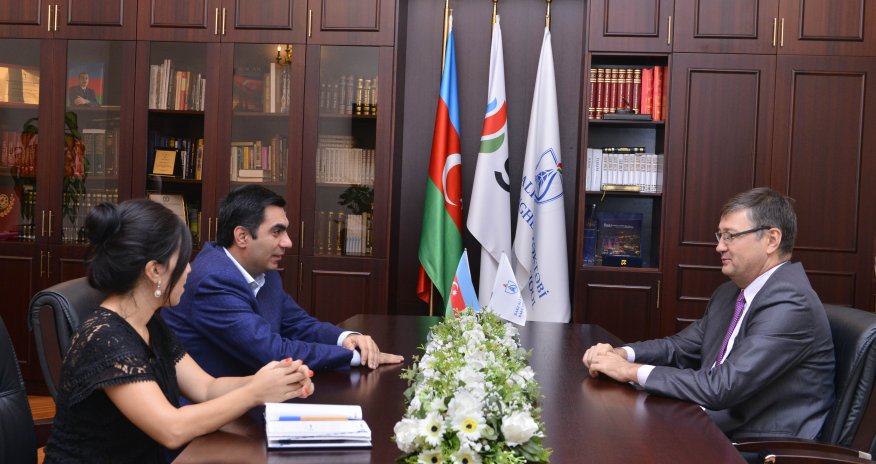 Director of the Secretariat of the Black Sea Universities Network Visits BHOS