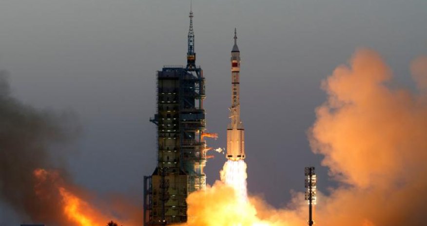 China launches longest manned space mission