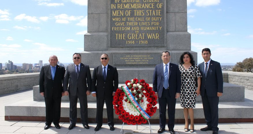 Asim Mollazade delivered a speech at the event dedicated to Azerbaijan Independence Day 