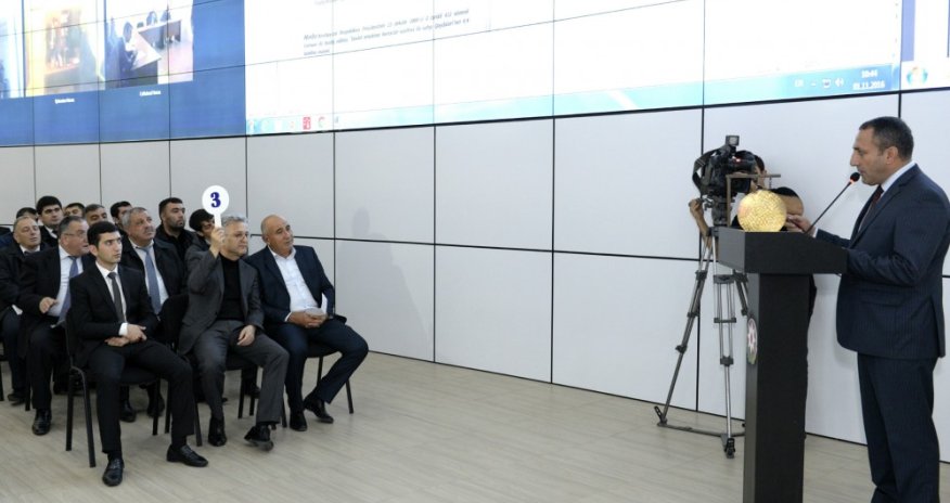 19 state properties privatized in auction