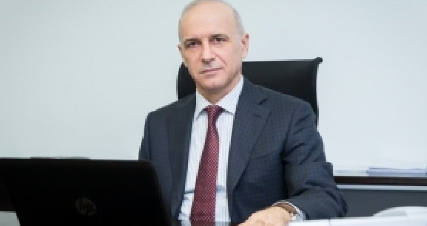 Доходы Azercell в этом году сократились