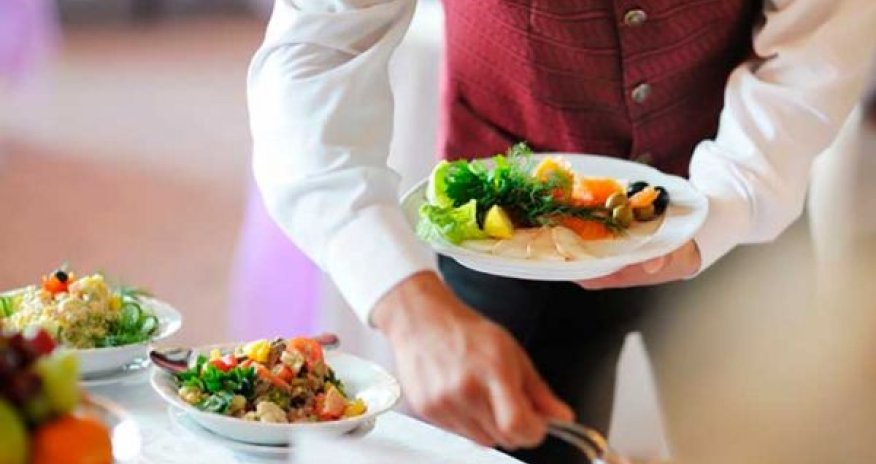 Restoranlar ayı, ceyran əti təqdim edirlər - VİDEO