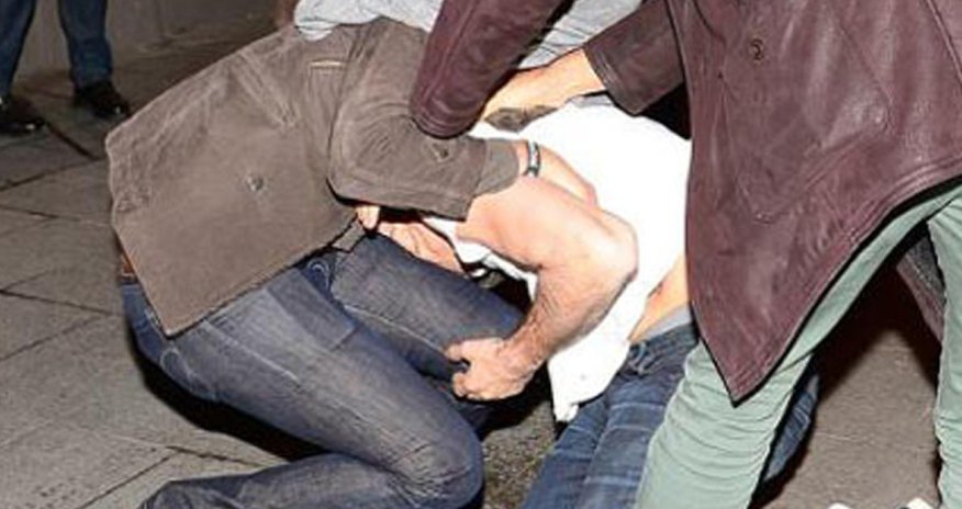 Футбольные фанаты устроили драку - ВИДЕО