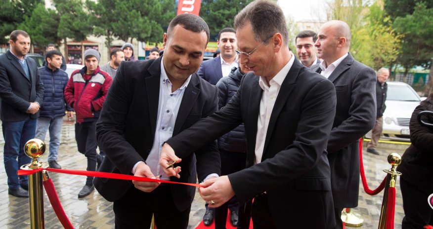 Bakcell opens the largest BakcellIM storeofAzerbaijan in the city of Sumgayit
