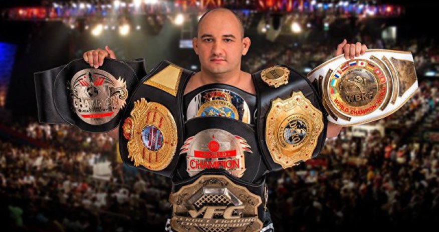 Sabiq dünya çempionu öldürüldü