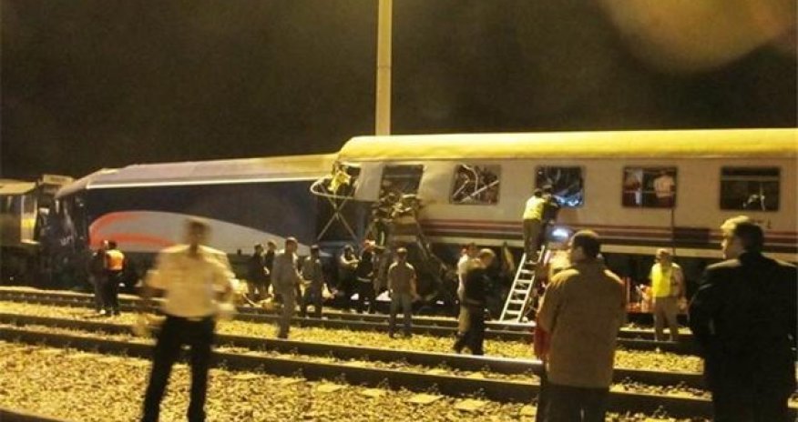 Azerbaijani official expresses condolences over train incident in Iran