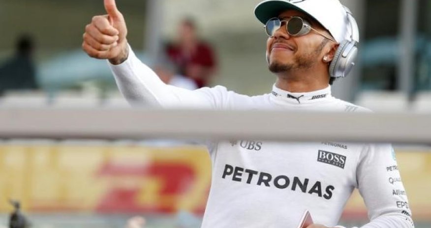 Hamilton wins plaudits as Mercedes ponder punishment