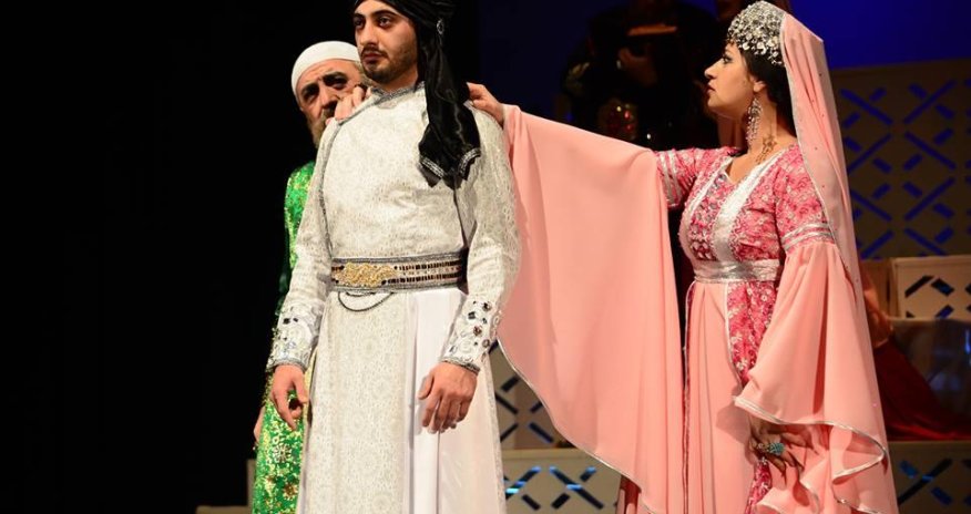 В Баку состоялась премьера спектакля 