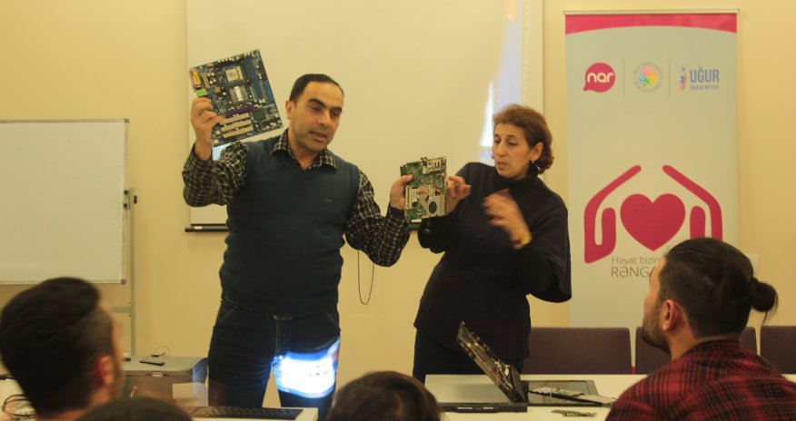 Nar-supported computer repair courses were launched for people with limited communication skills