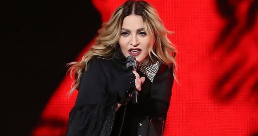 Madonna “İlin qadını” oldu