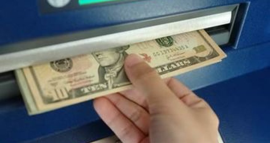 Azerpost launches first payment terminal with currency exchange