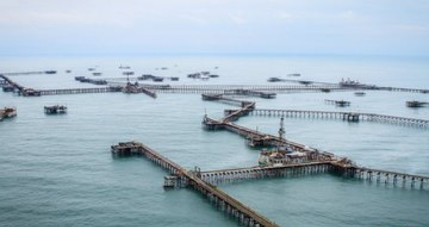 Bottom part of diesel tank in SOCAR’s platform collapses