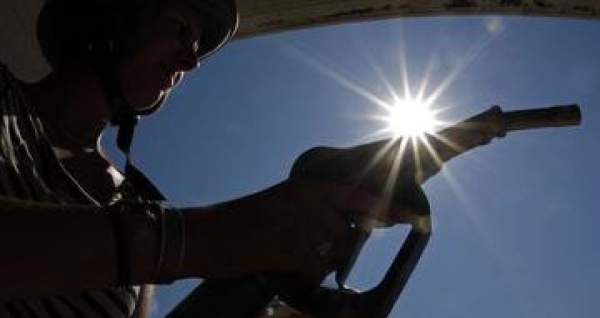 Oil recovers some previous losses, but doubts over supply cuts linger