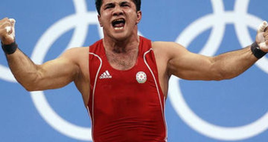 Azerbaijani weightlifter stripped of Olympic medal