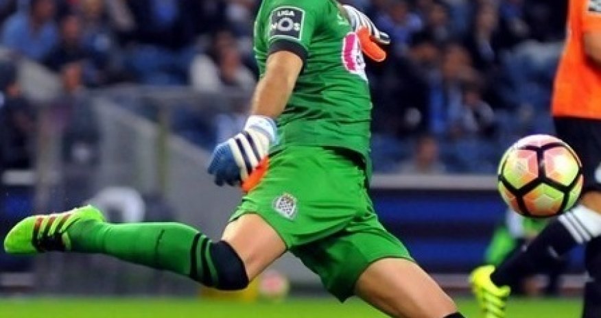 Kamran Ağayev “Neftçi”də!