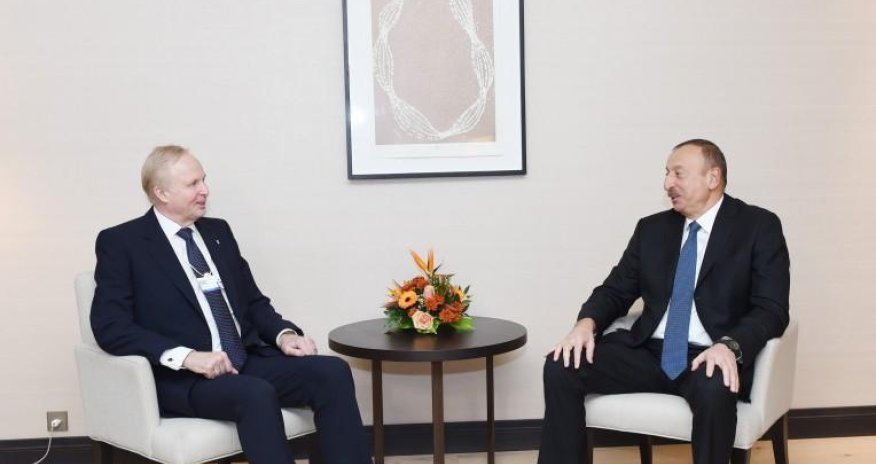Ilham Aliyev meets with BP CEO