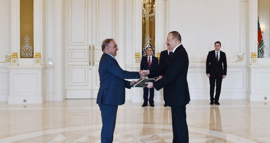 Ilham Aliyev receives credentials of incoming Pakistani envoy