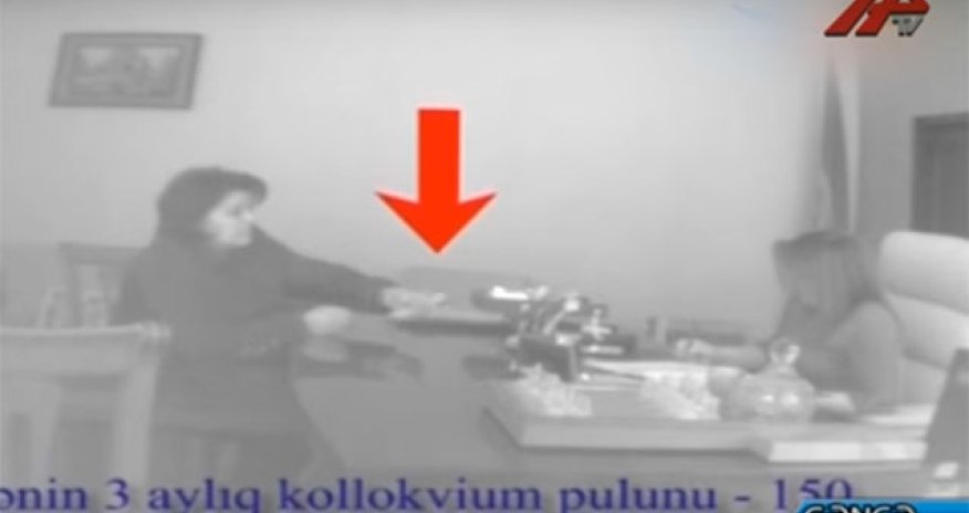 Rüşvət alan direktorun görüntüləri yayıldı - VİDEO