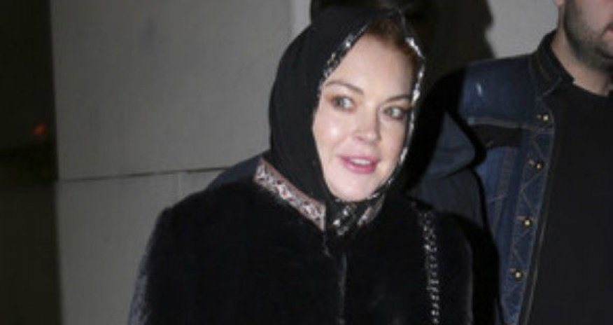 Lindsi Lohan örpək bağladığı üçün saxlanılıb