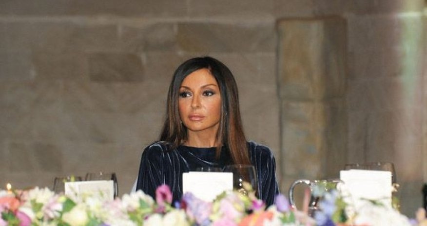 Мехрибан Алиева: «Политика – это не только мужское дело» - ВИДЕО