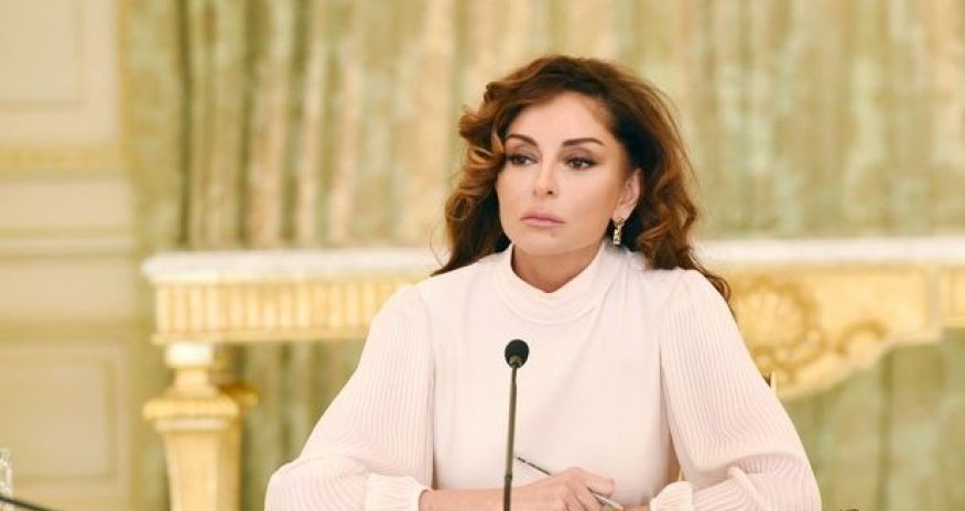 Mehriban Əliyevanın sədrliyi ilə müşavirə keçirilib – FOTOLAR