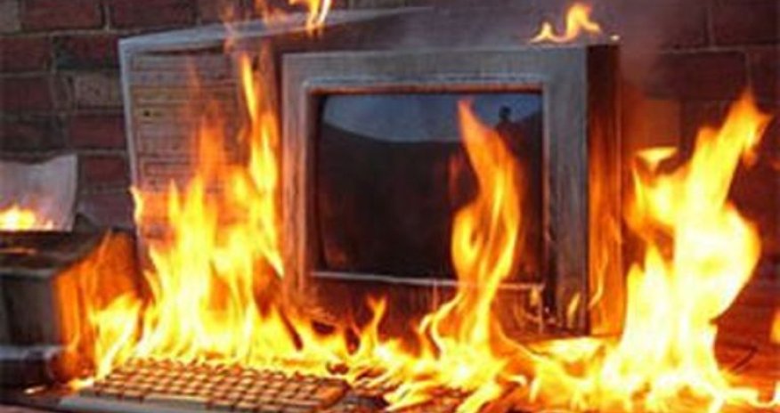 В парламенте загорелся компьютер