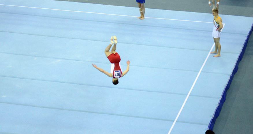 İdman gimnastikası üzrə Dünya Kubokunda ayrı-ayrı növlər üzrə final yarışlarının birinci günü başlayıb - FOTOLAR