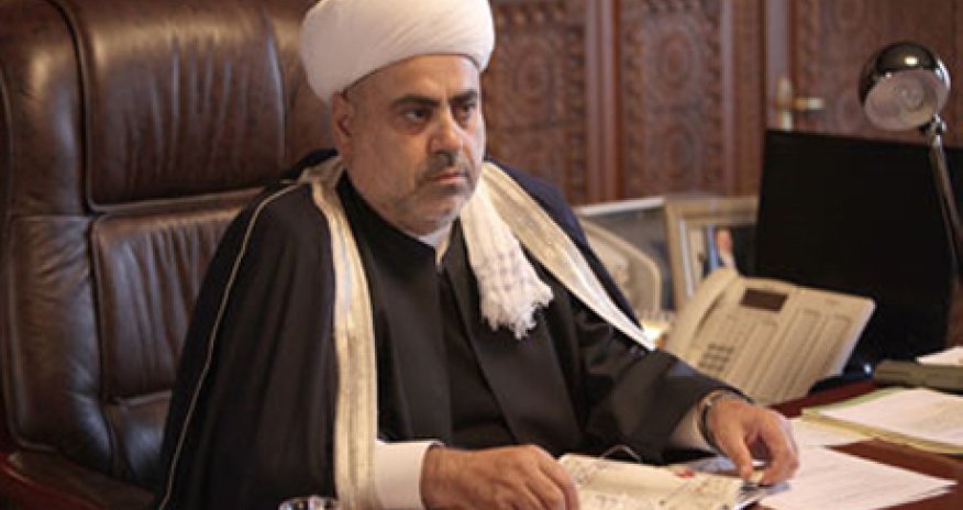 Allahşükür Paşazadə məscidin sökülməsinə münasibət bildirib