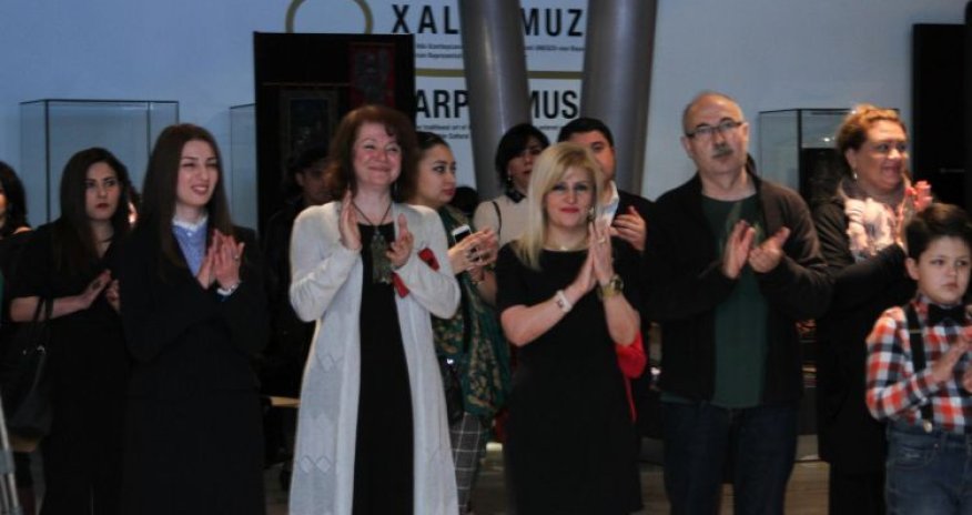 Xalça Muzeyində əməkdar rəssamın sərgisi açılıb