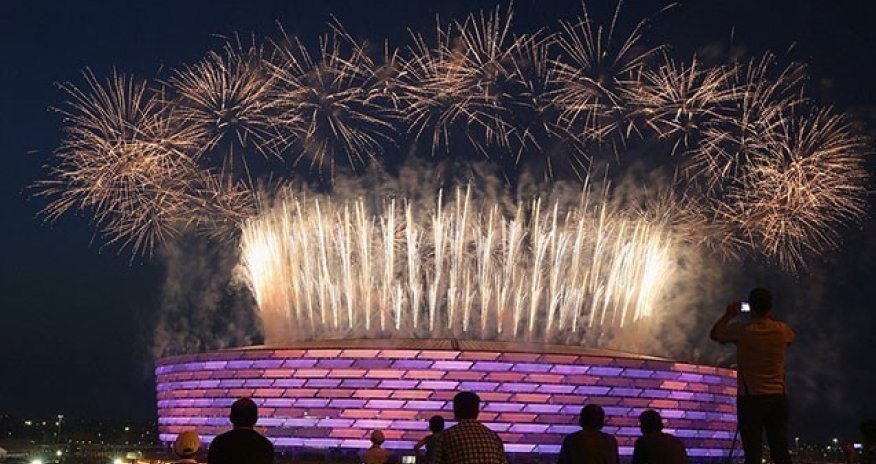 Iran signs off with 98 medals in Baku