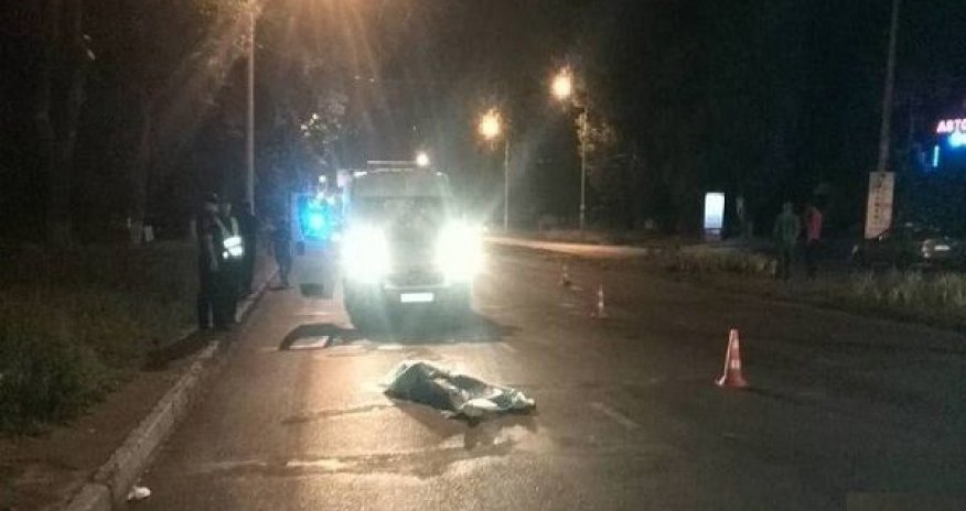 Olimpiya çempionumuz avtomobili ilə bir ailəni vurdu - VİDEO 