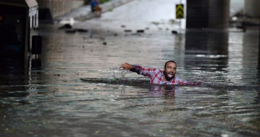 Dolu İstanbulu vurdu havada dəhşət yaşandı
