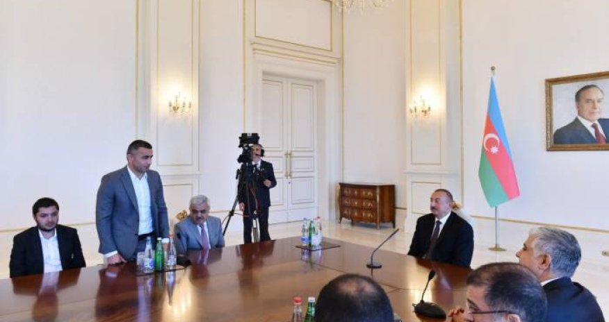 “Aprel döyüşləri “Qarabağ”da əlavə ruh yaratdı” - Qurban Qurbanov