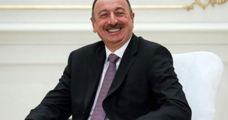 İlham Əliyev idmançıları mükafatlandırdı