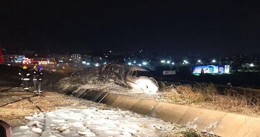 İstanbulda dəhşətli təyyarə qəzası - FOTO