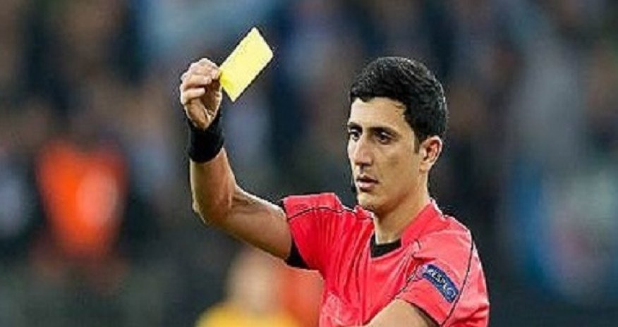 Azərbaycanlı hakim erməni futbolçunu cəzalandırdı