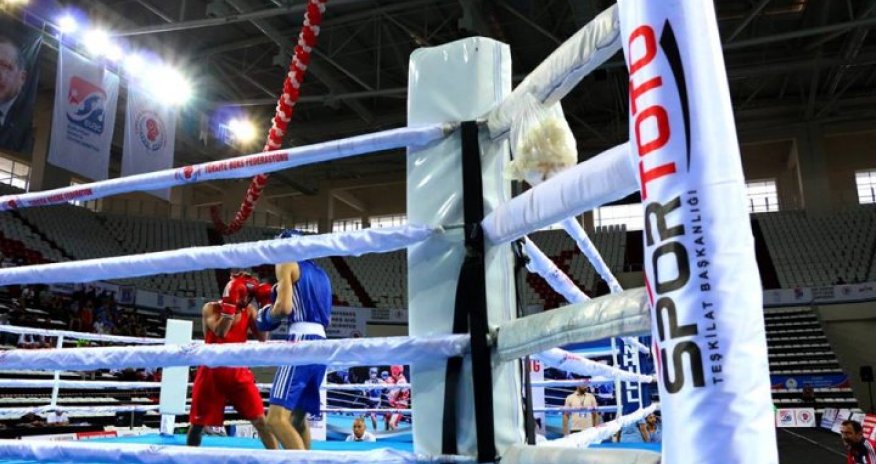 Boksçumuz erməniyə rəqib oldu