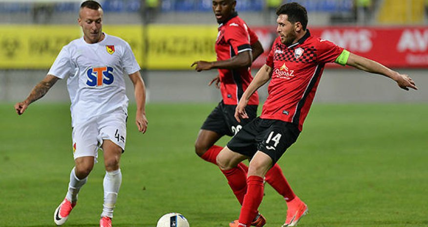 Cavid Hüseynov cəzalandırıldı