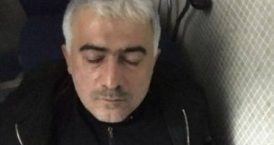 Gömrük rəisinin telefonundan nələr çıxıb?