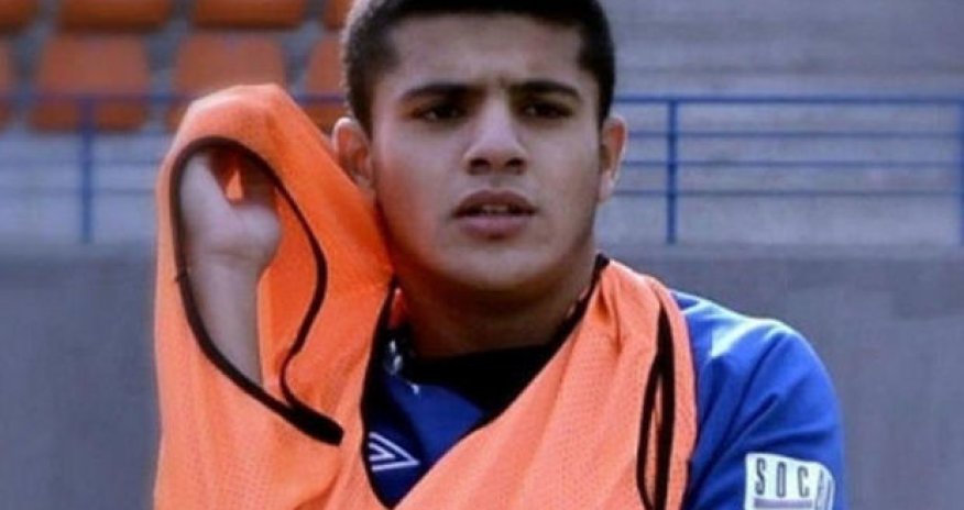 Millimizin futbolçusu azarkeşi təhqir etdi