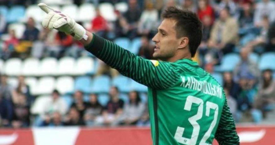 “Qarabağ”ın qapıçısı komandadan ayrılır