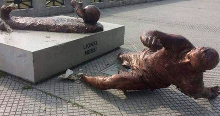 Messinin “ayaqlarını kəsdilər” 