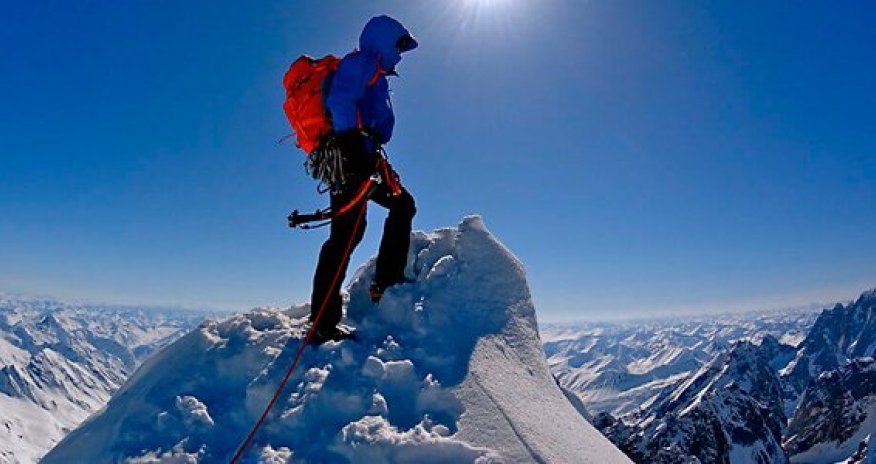 Azərbaycanda alpinistlər dağda yoxa çıxdı